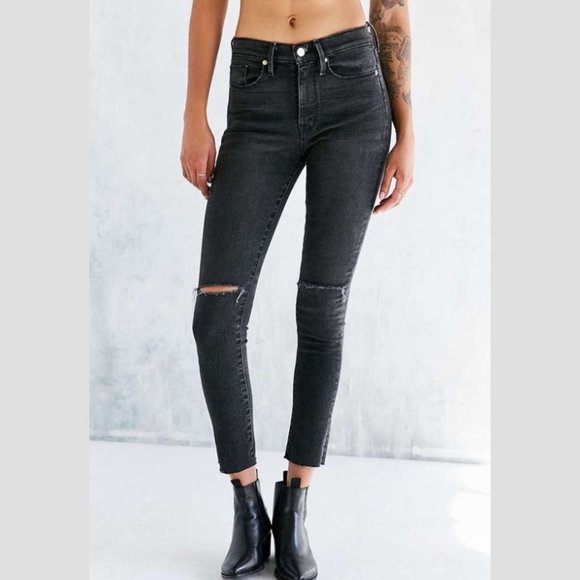 Urban Outfitters Denim - BDG Crop Twig High Rise Jeans